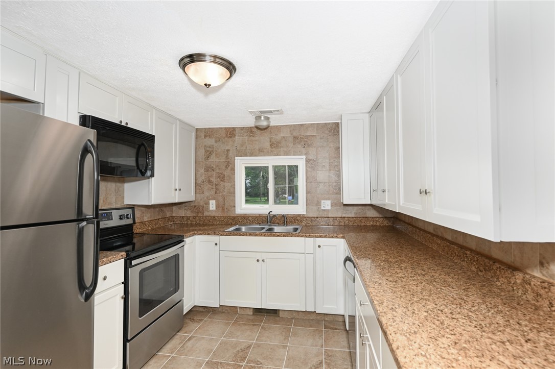 325 N River Road Munroe Falls OH 44262