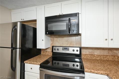 325 N River Road Munroe Falls OH 44262