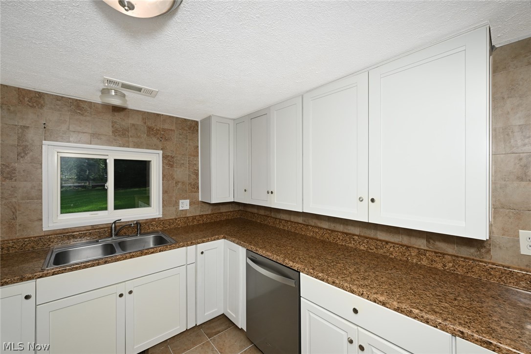 325 N River Road Munroe Falls OH 44262