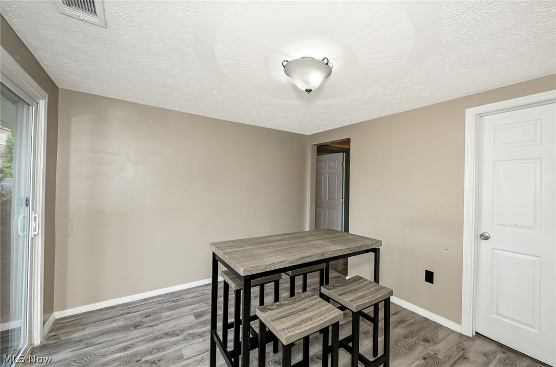 325 N River Road Munroe Falls OH 44262