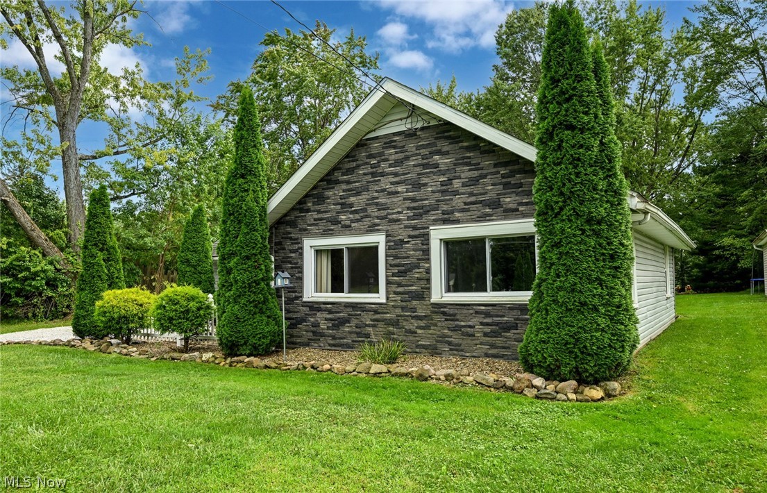 325 N River Road Munroe Falls OH 44262