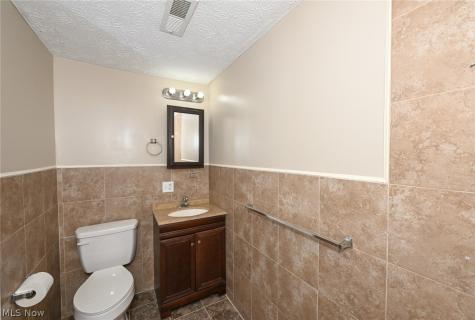 325 N River Road Munroe Falls OH 44262