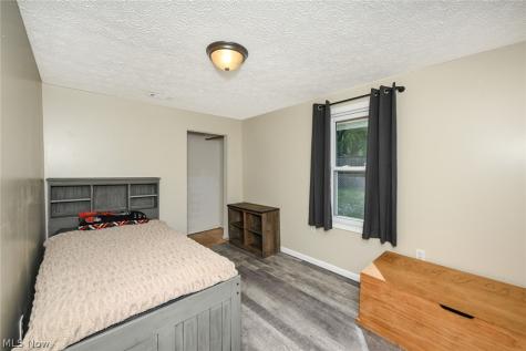 325 N River Road Munroe Falls OH 44262