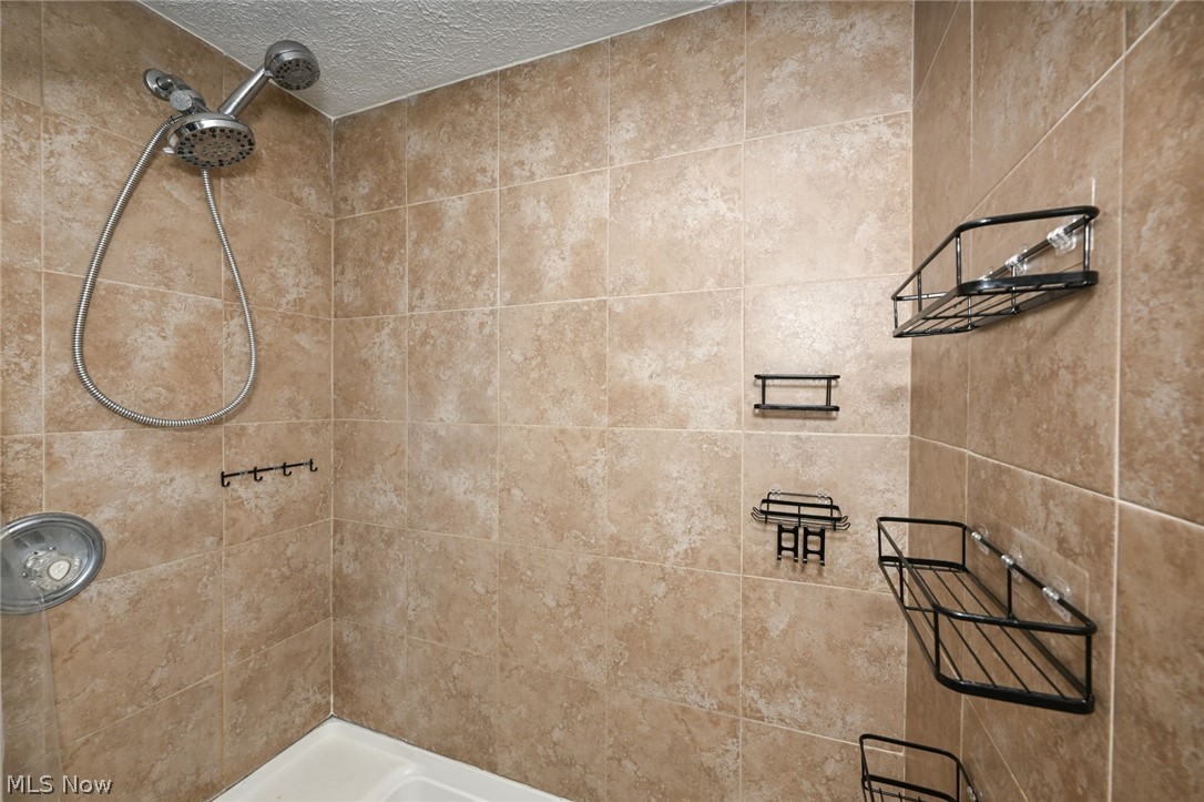 325 N River Road Munroe Falls OH 44262