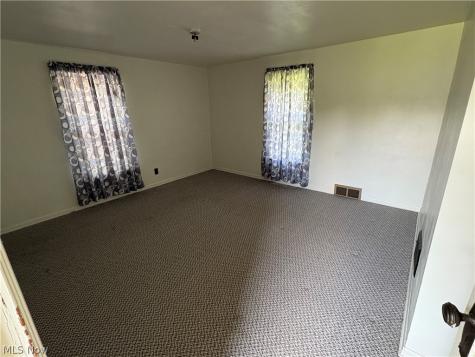 1945 Nair Street Youngstown OH 44505