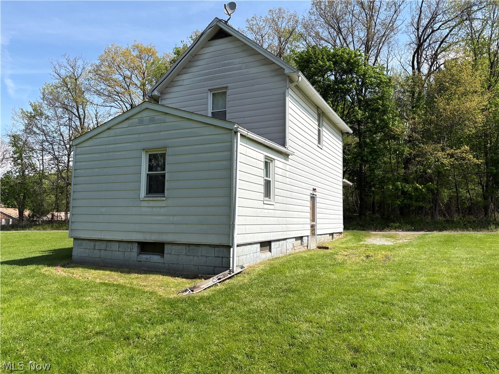 1945 Nair Street Youngstown OH 44505