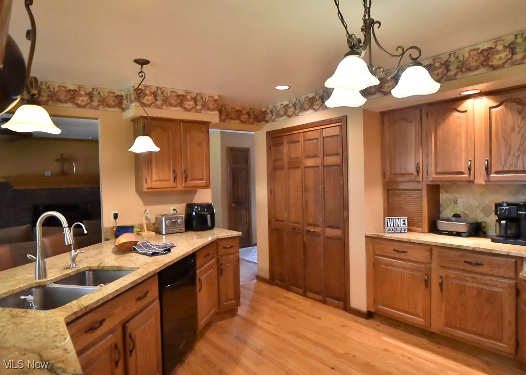 11660 Tall Pines Drive Chardon OH 44024