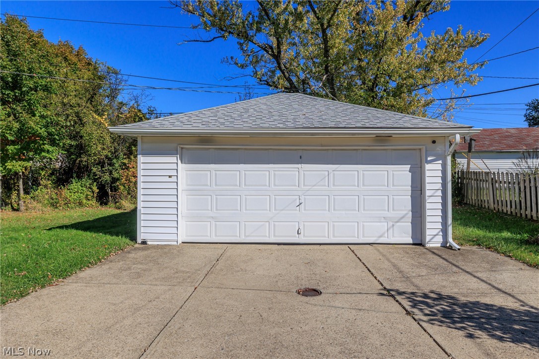 4245 Feiner Drive Cleveland OH 44122