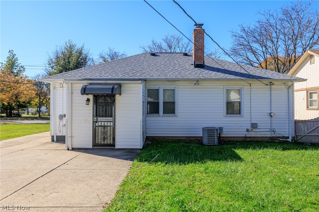 4245 Feiner Drive Cleveland OH 44122