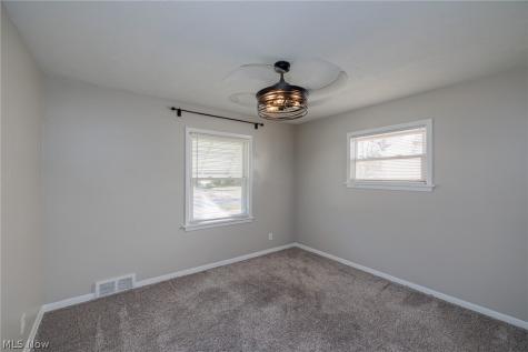 4245 Feiner Drive Cleveland OH 44122