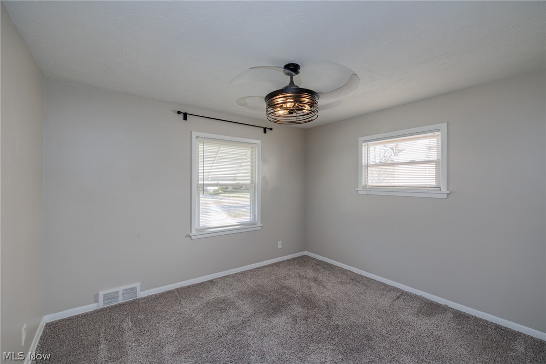 4245 Feiner Drive Cleveland OH 44122