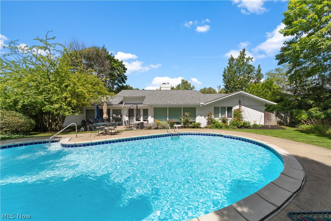 24690 Shaker Boulevard Beachwood OH 44122