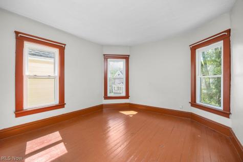 245 George Street Elyria OH 44035