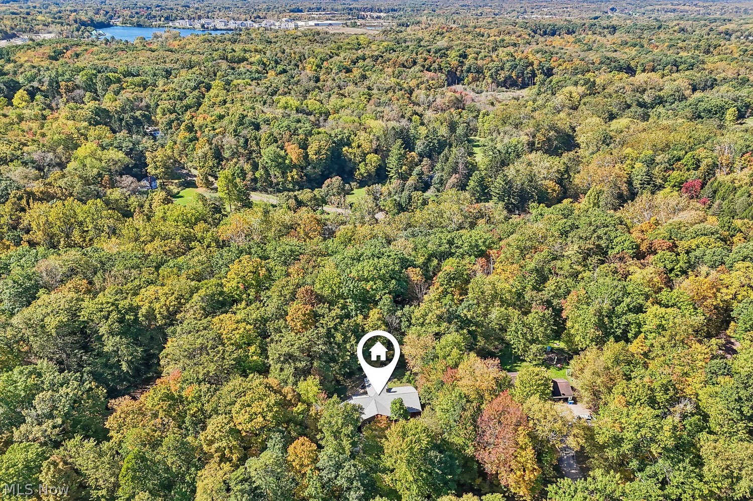 18876 Rivers Edge Drive W Chagrin Falls OH 44023