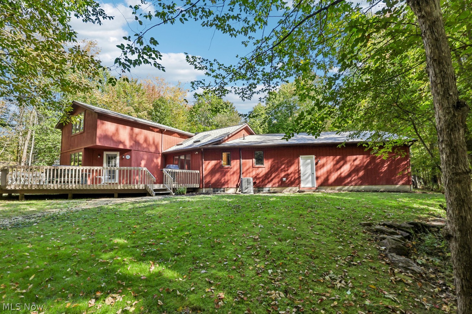 18876 Rivers Edge Drive W Chagrin Falls OH 44023