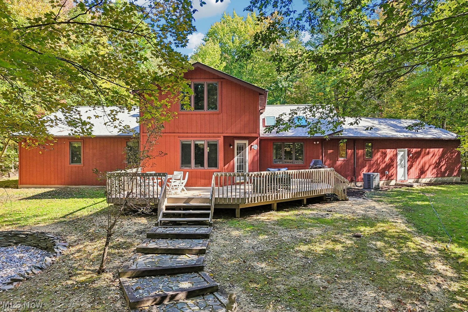 18876 Rivers Edge Drive W Chagrin Falls OH 44023