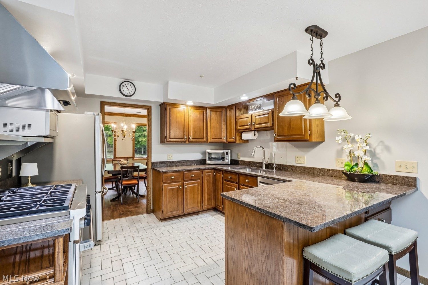 18876 Rivers Edge Drive W Chagrin Falls OH 44023