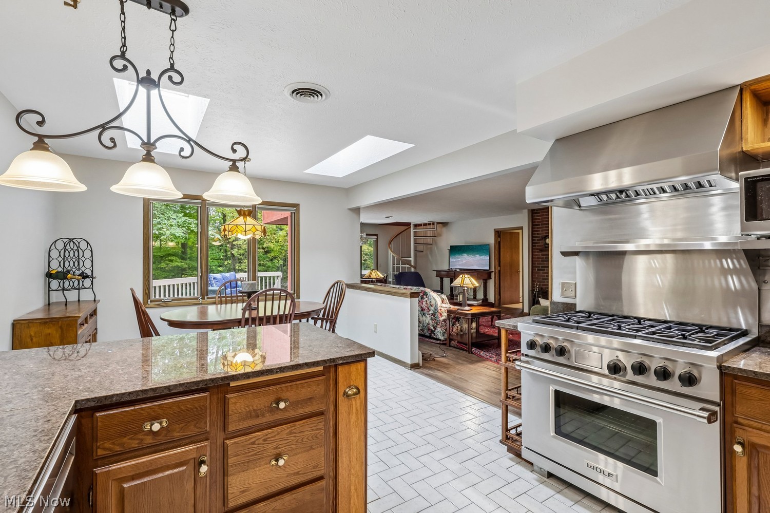 18876 Rivers Edge Drive W Chagrin Falls OH 44023