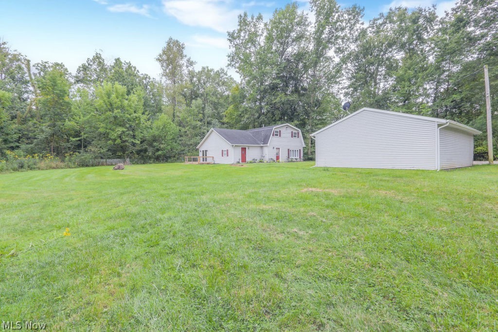 6429 Russia Road South Amherst OH 44001