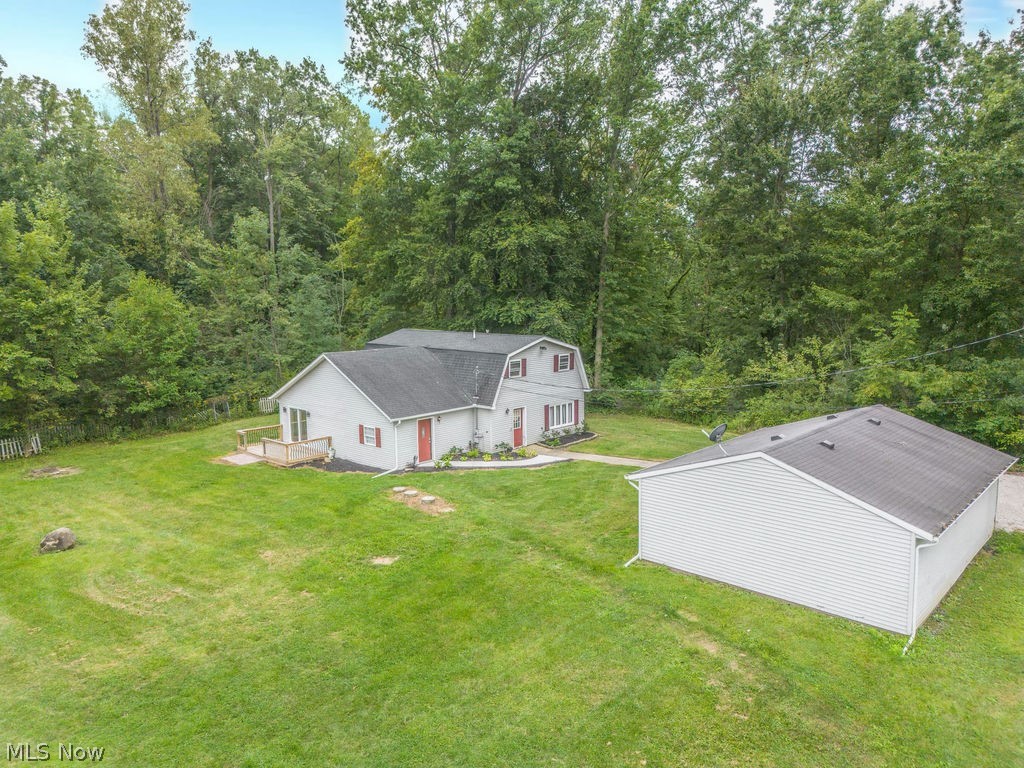 6429 Russia Road South Amherst OH 44001