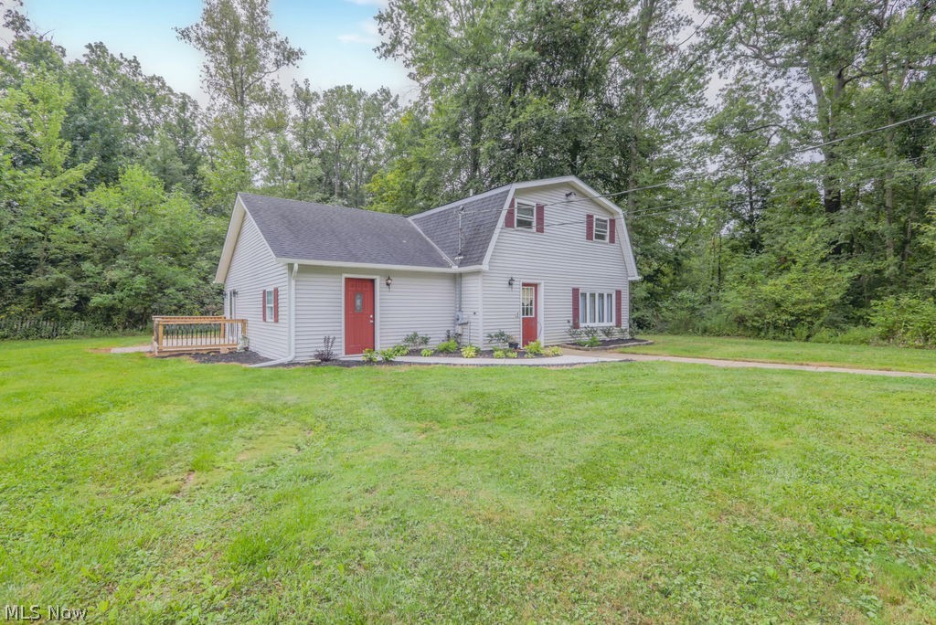 6429 Russia Road South Amherst OH 44001