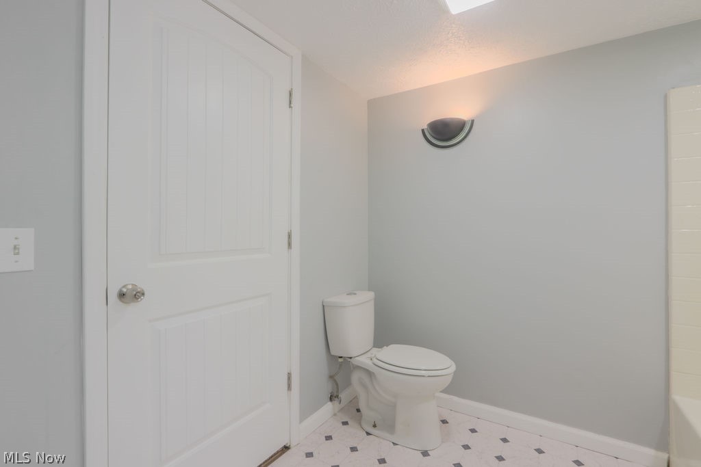 6429 Russia Road South Amherst OH 44001