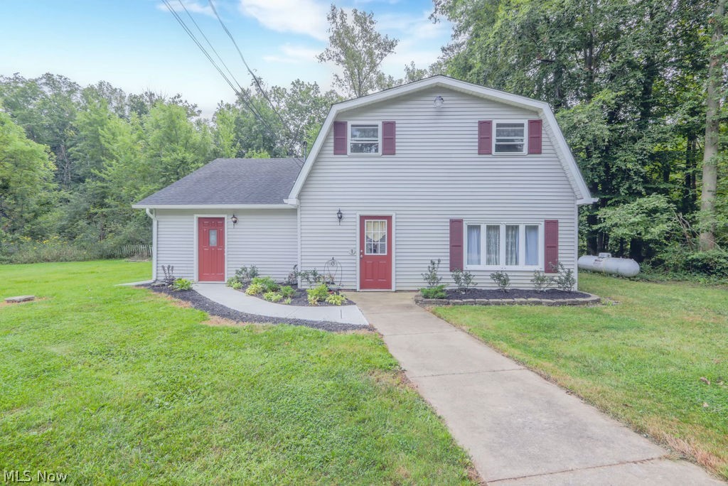 6429 Russia Road South Amherst OH 44001