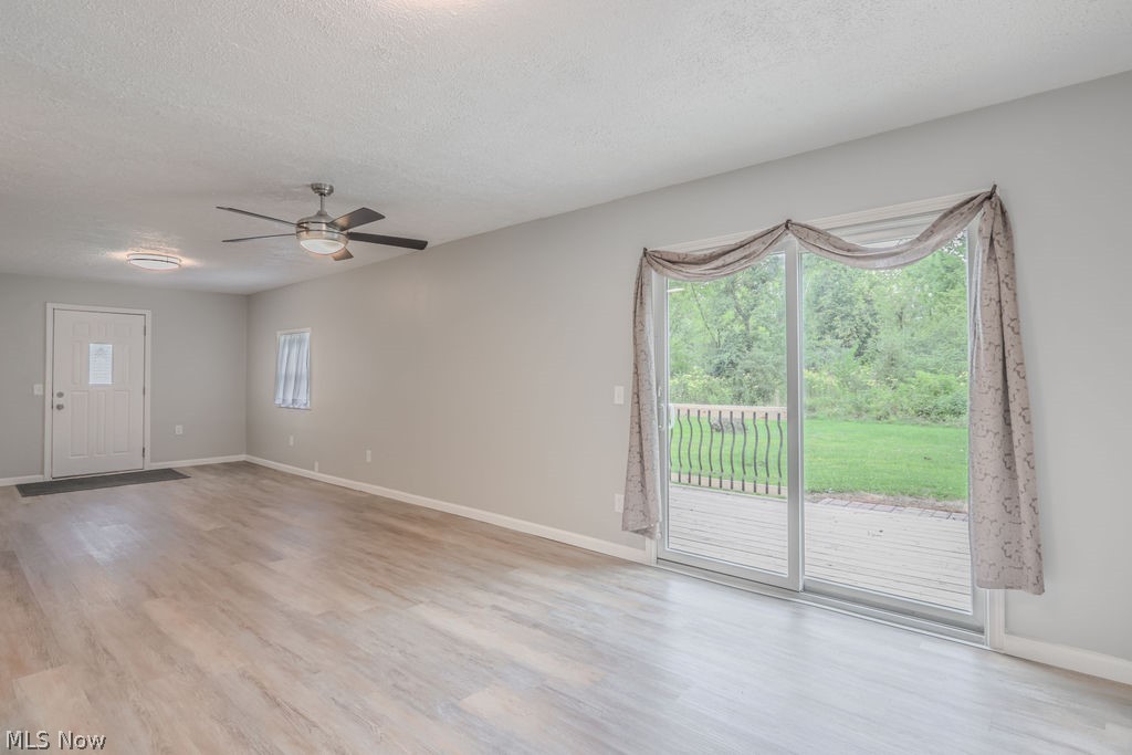 6429 Russia Road South Amherst OH 44001