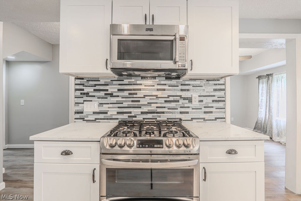 6429 Russia Road South Amherst OH 44001