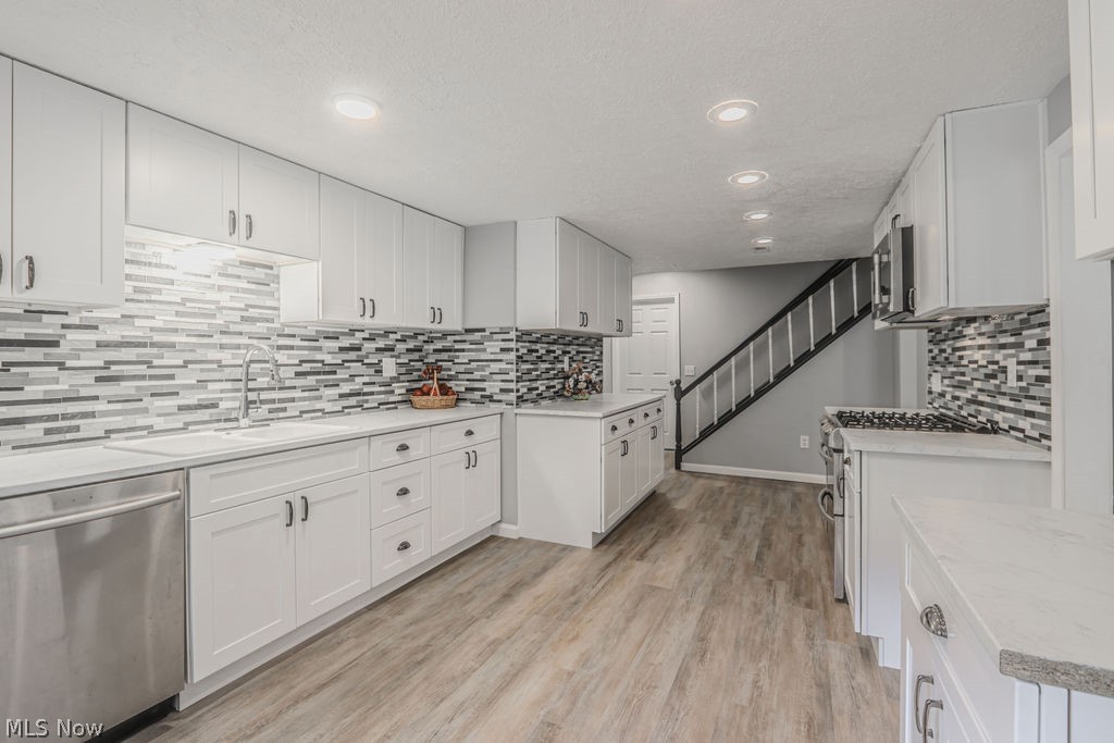 6429 Russia Road South Amherst OH 44001