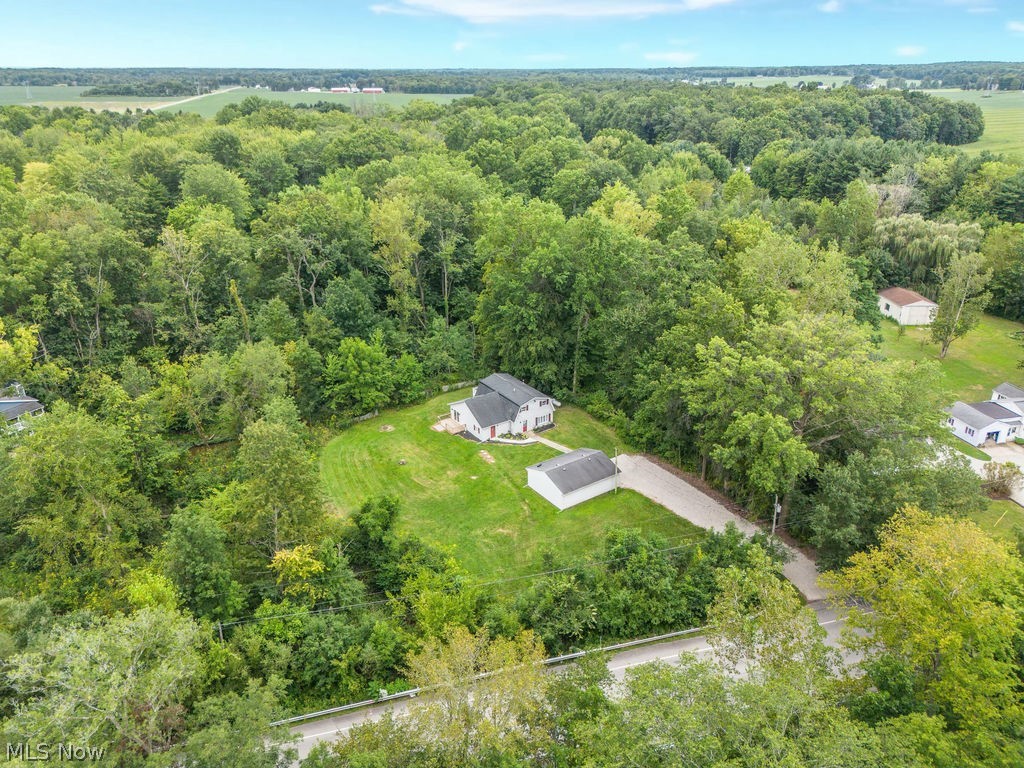 6429 Russia Road South Amherst OH 44001
