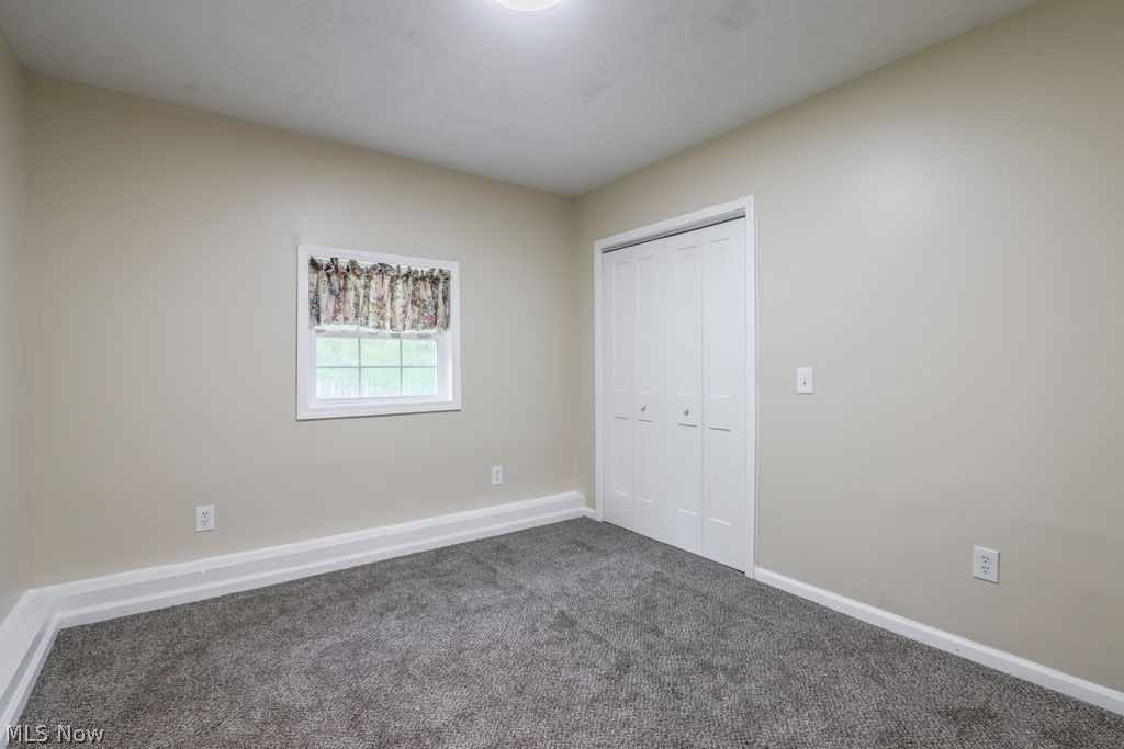 6429 Russia Road South Amherst OH 44001