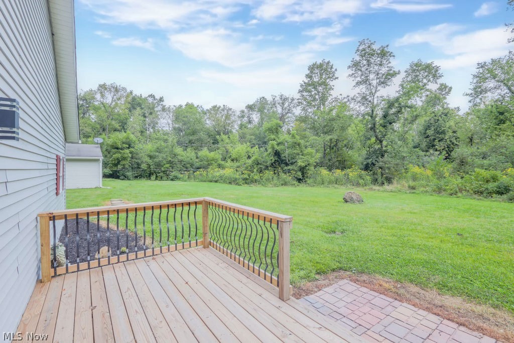 6429 Russia Road South Amherst OH 44001