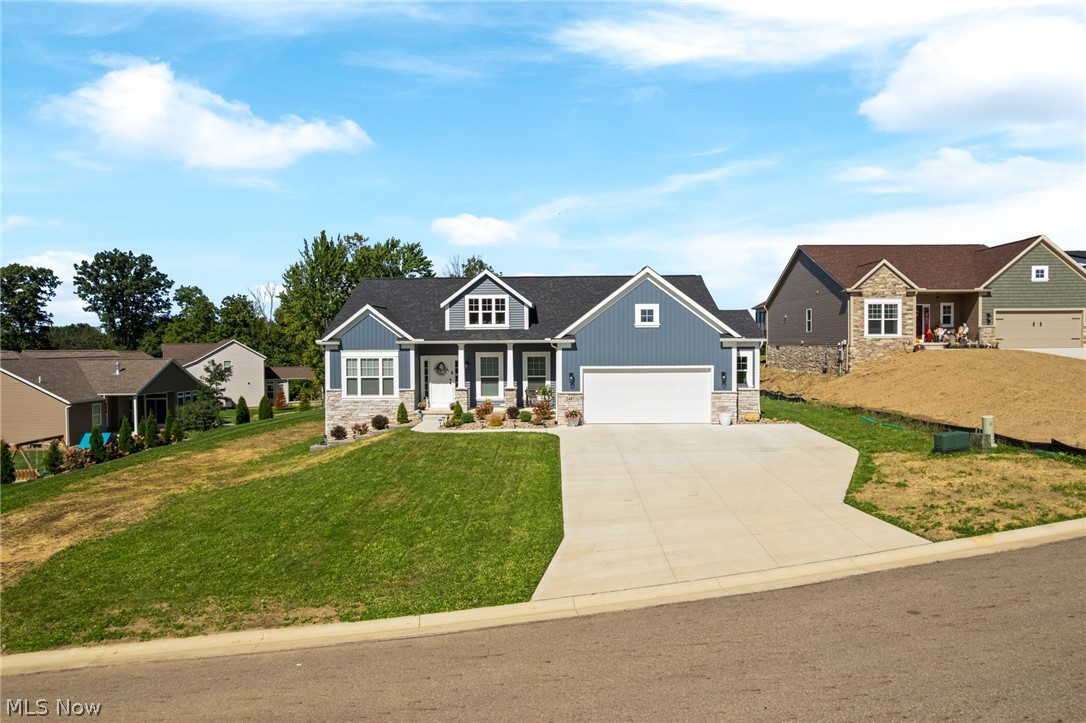 2487 Ledgestone Drive NW Uniontown OH 44685