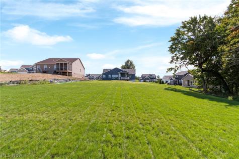 2487 Ledgestone Drive NW Uniontown OH 44685