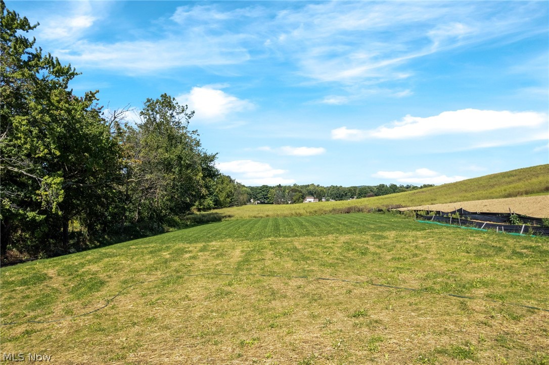 2487 Ledgestone Drive NW Uniontown OH 44685
