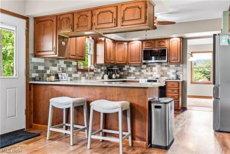 7694 Hartman Road Wadsworth OH 44281