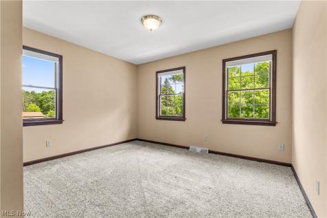 7694 Hartman Road Wadsworth OH 44281