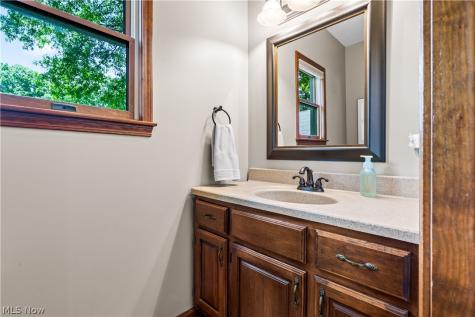 7694 Hartman Road Wadsworth OH 44281