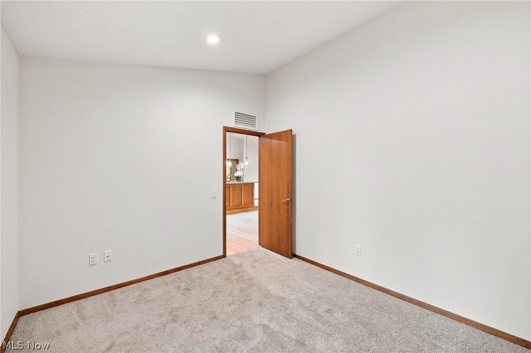33133 Sandpiper Court North Ridgeville OH 44039