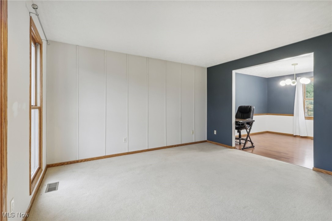 547 Picadilly Circle Akron OH 44319