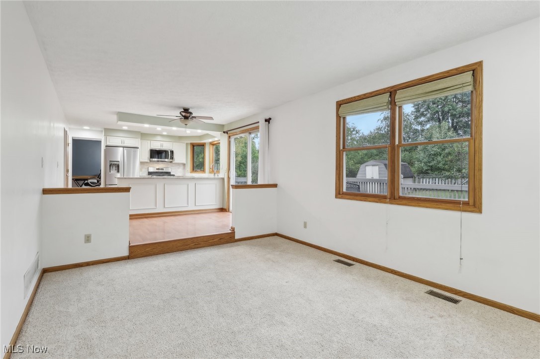 547 Picadilly Circle Akron OH 44319