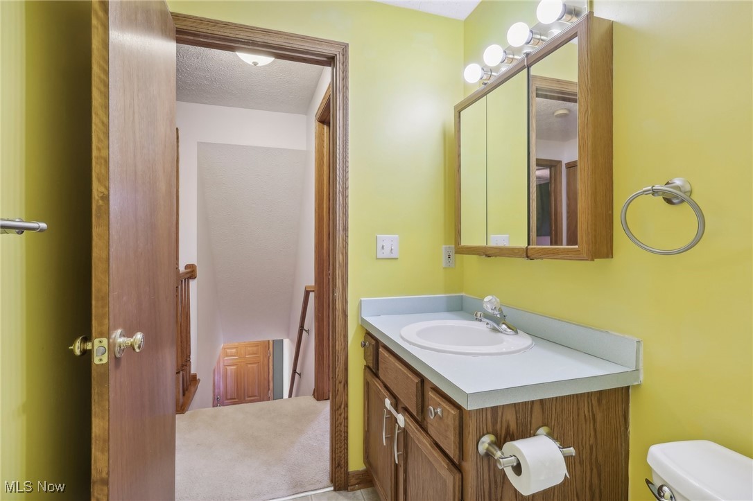 547 Picadilly Circle Akron OH 44319