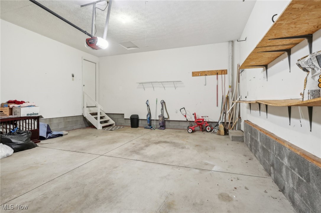 547 Picadilly Circle Akron OH 44319