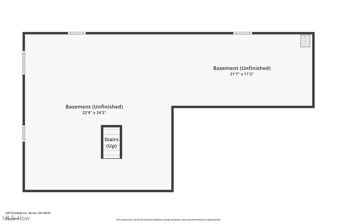 547 Picadilly Circle Akron OH 44319