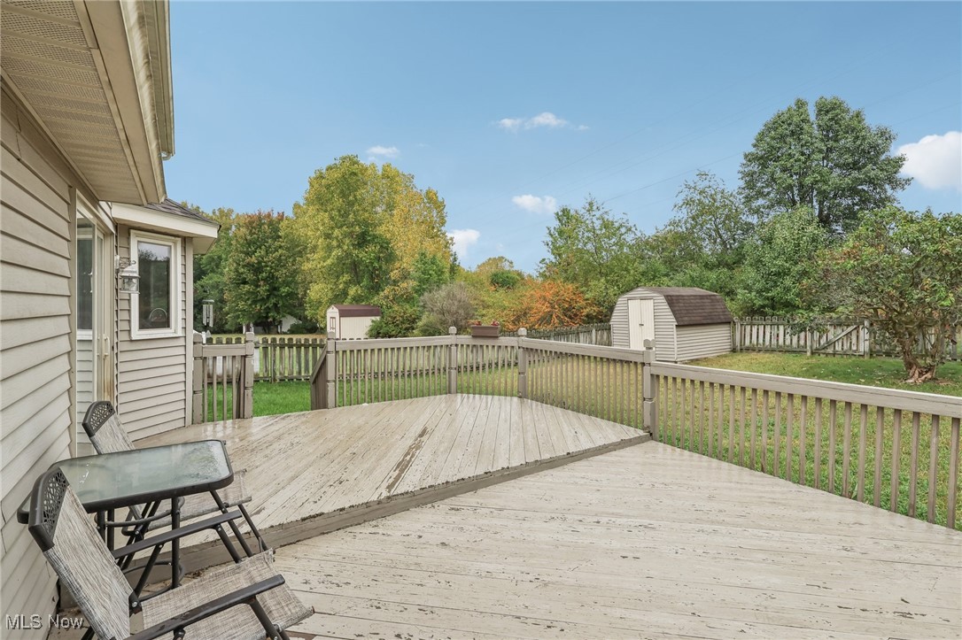 547 Picadilly Circle Akron OH 44319