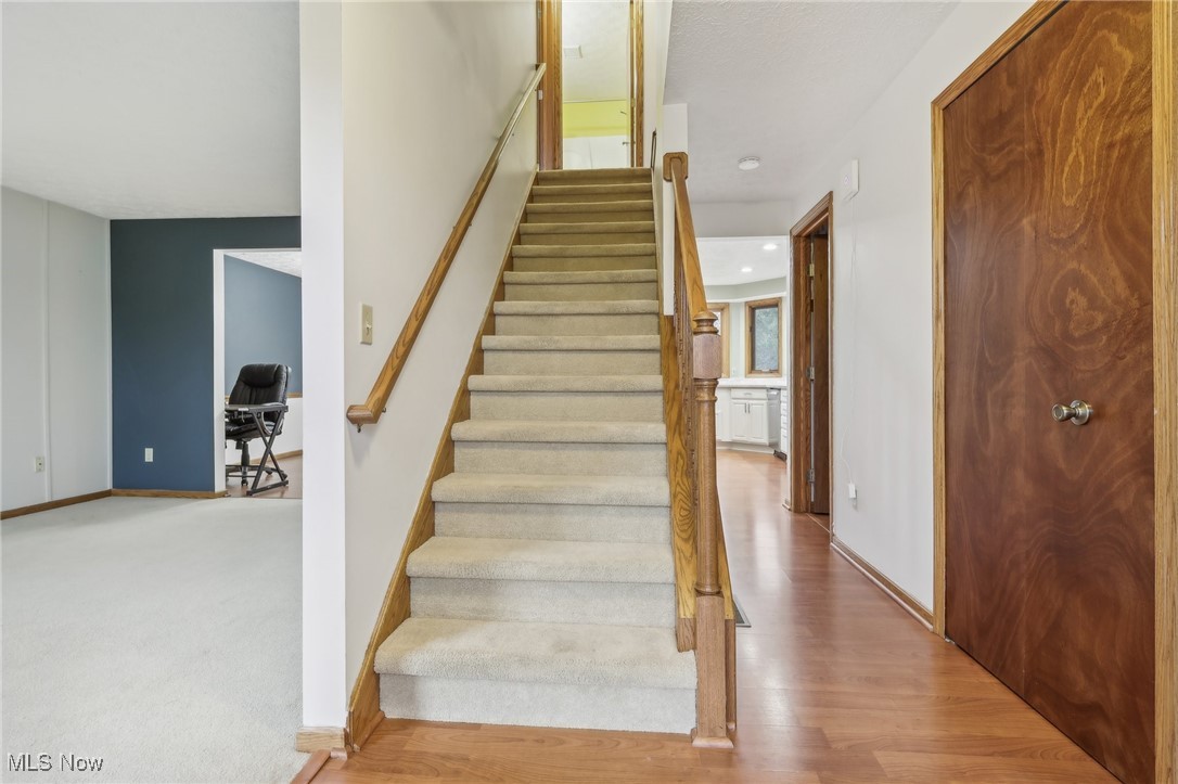 547 Picadilly Circle Akron OH 44319