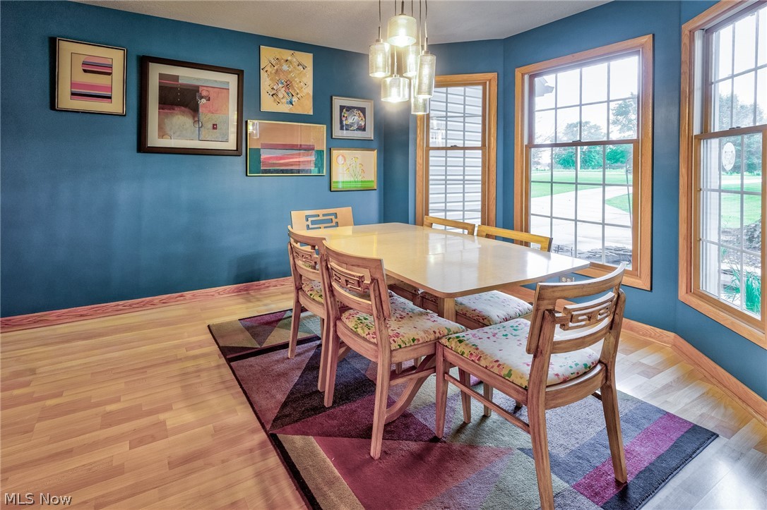 4456 Maplegrove Avenue Louisville OH 44641