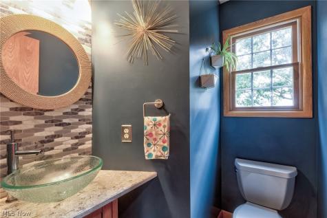 4456 Maplegrove Avenue Louisville OH 44641