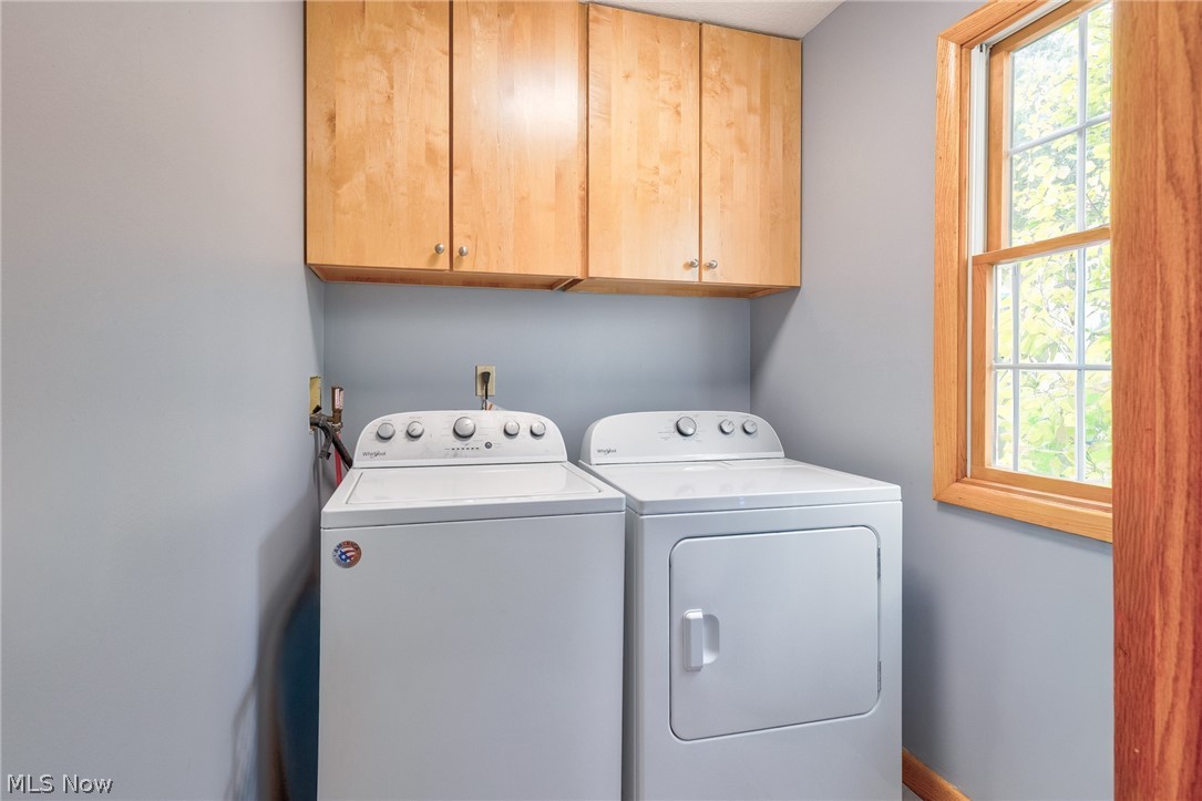 4456 Maplegrove Avenue Louisville OH 44641